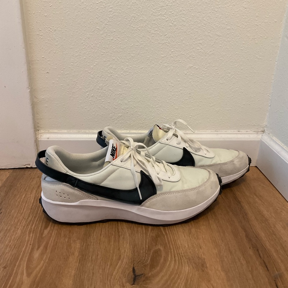 Nike Waffle Sneaker